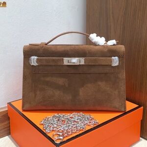 Hermès Kelly Pochette in Suede Leather
